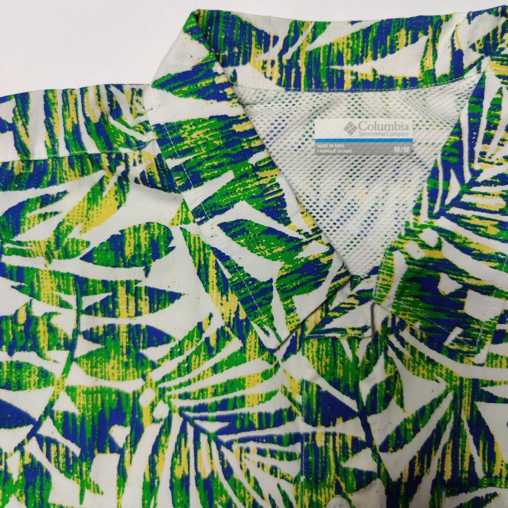 Columbia Performance Fishing Gear Button Down